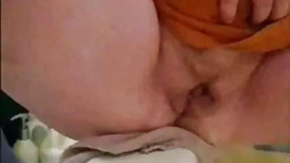 गैब्रिएला सेक्सी एचडी मूवी सनी लियोन Paltrova और Anikka Albrite चुंबन बेडरूम में