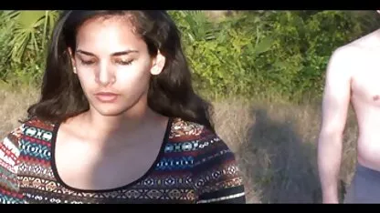 प्रेमी हिंदी में सेक्सी मूवी एचडी खरीदारी के लिए जाना और गीला खड़े के साथ खुद को संतुष्ट